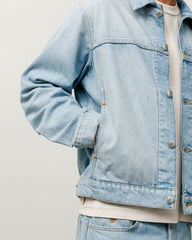 DENIM TRUCKER JACKET